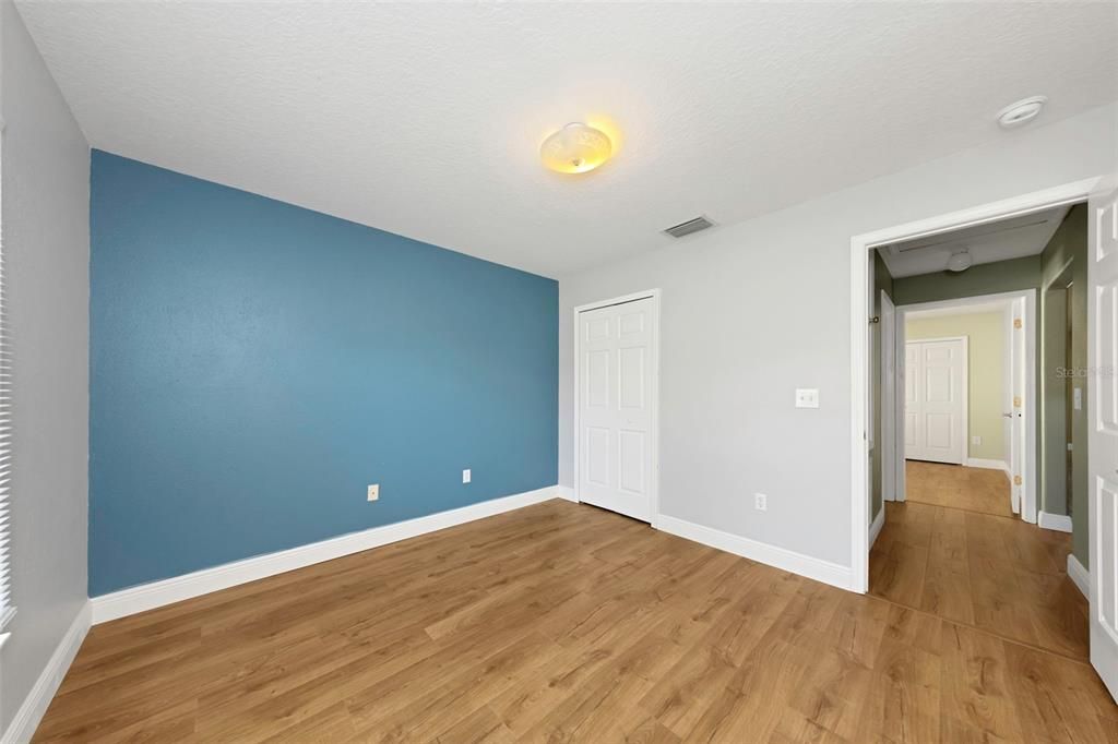 For Sale: $359,900 (4 beds, 2 baths, 1544 Square Feet)