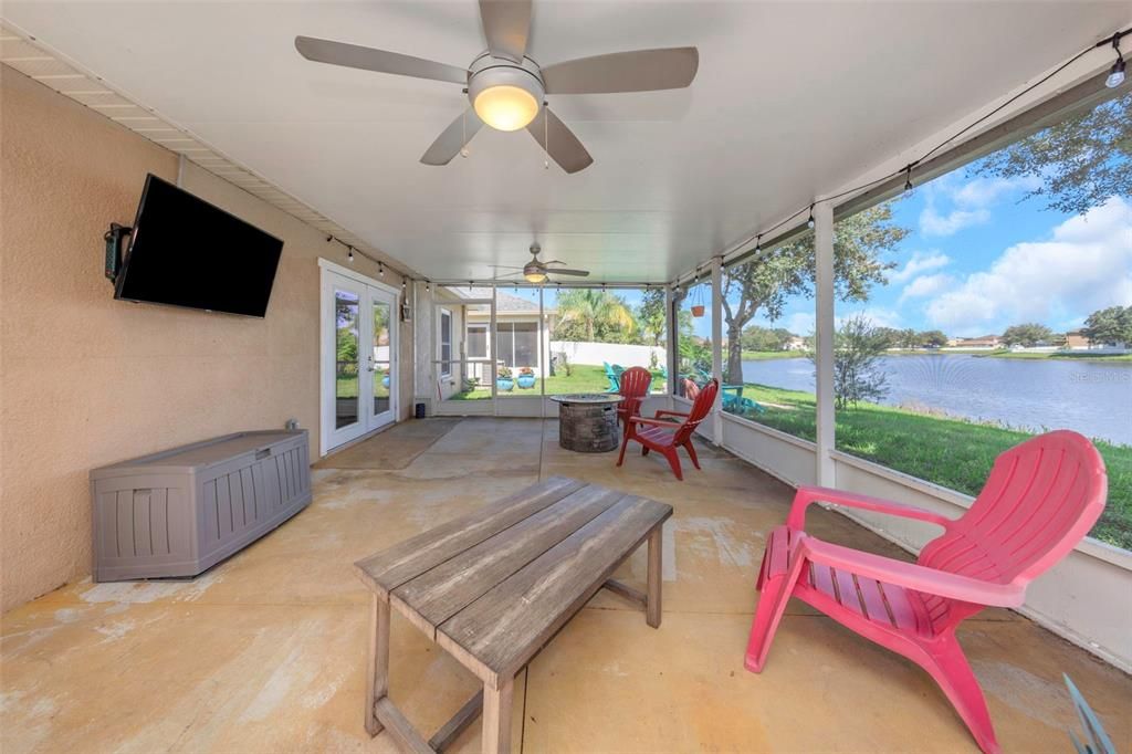 For Sale: $359,900 (4 beds, 2 baths, 1544 Square Feet)