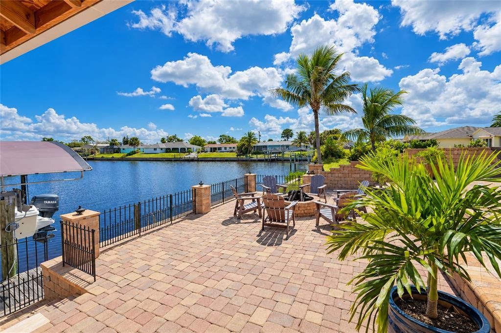 For Sale: $879,000 (3 beds, 3 baths, 1856 Square Feet)