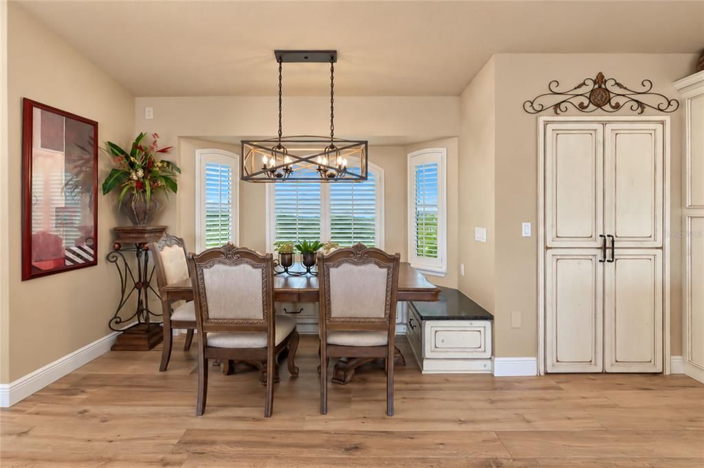 For Sale: $879,000 (3 beds, 3 baths, 1856 Square Feet)