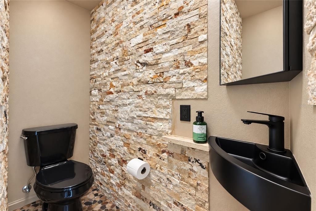 For Sale: $879,000 (3 beds, 3 baths, 1856 Square Feet)