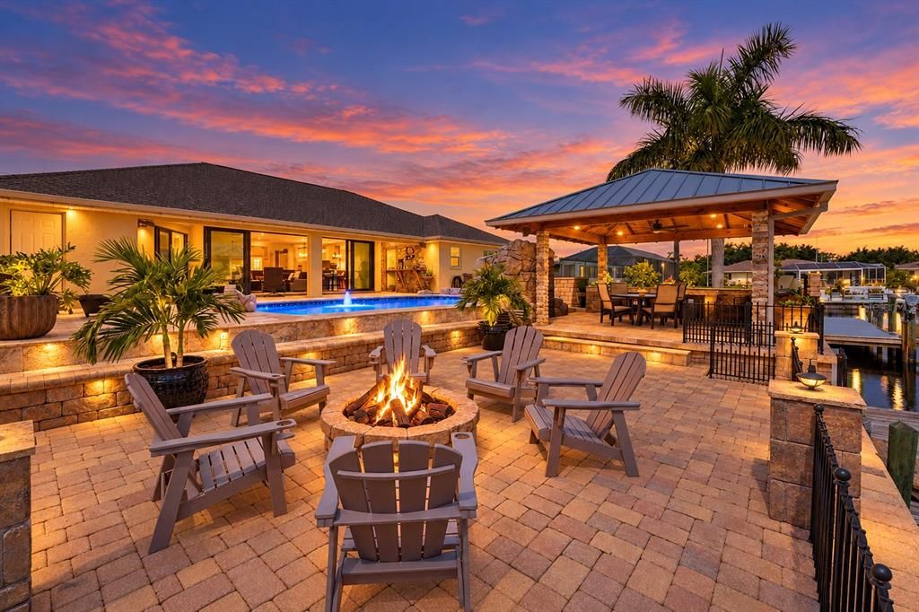 For Sale: $879,000 (3 beds, 3 baths, 1856 Square Feet)