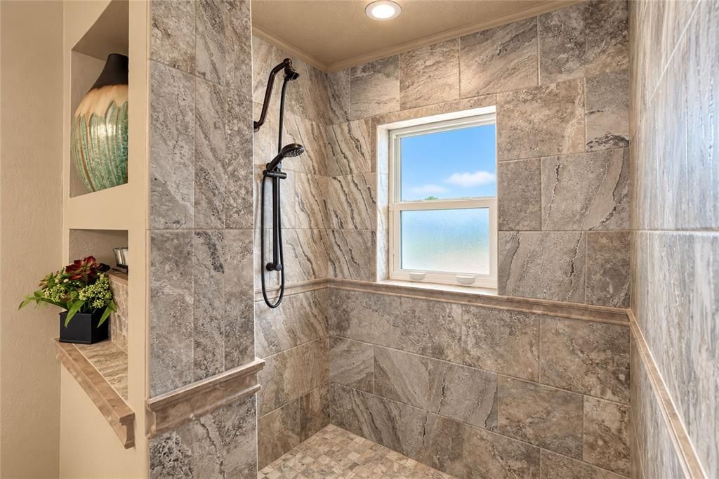 For Sale: $879,000 (3 beds, 3 baths, 1856 Square Feet)