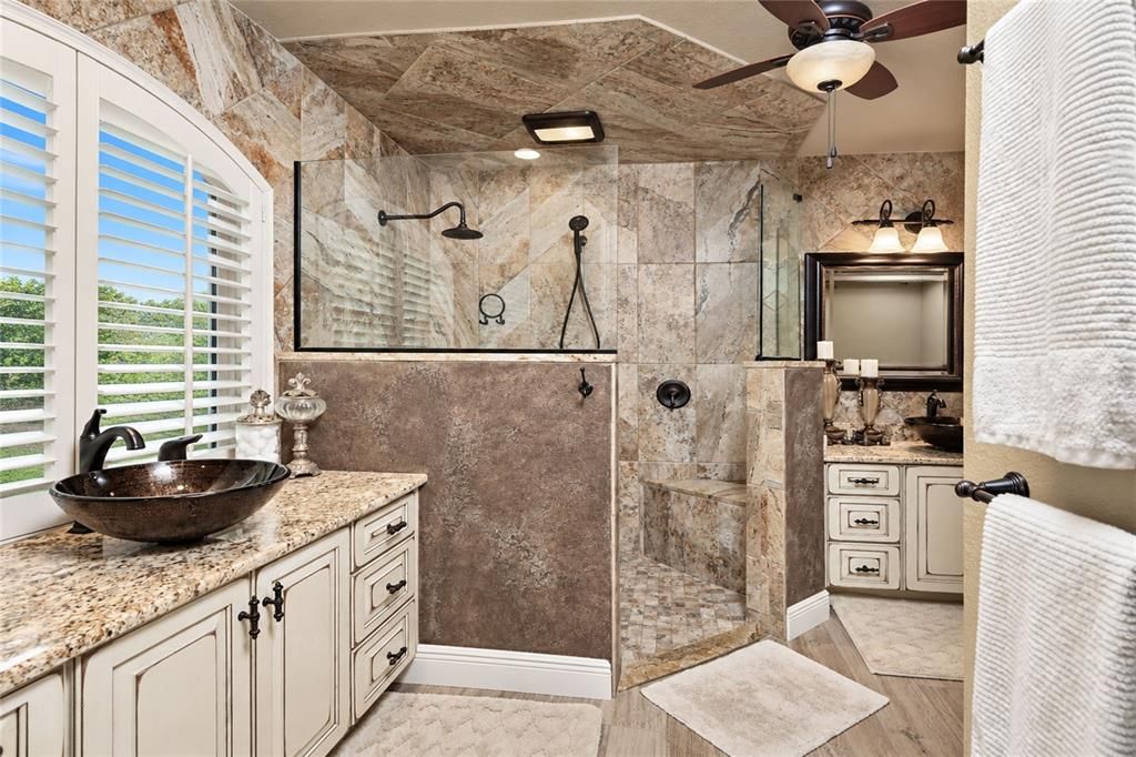 For Sale: $879,000 (3 beds, 3 baths, 1856 Square Feet)