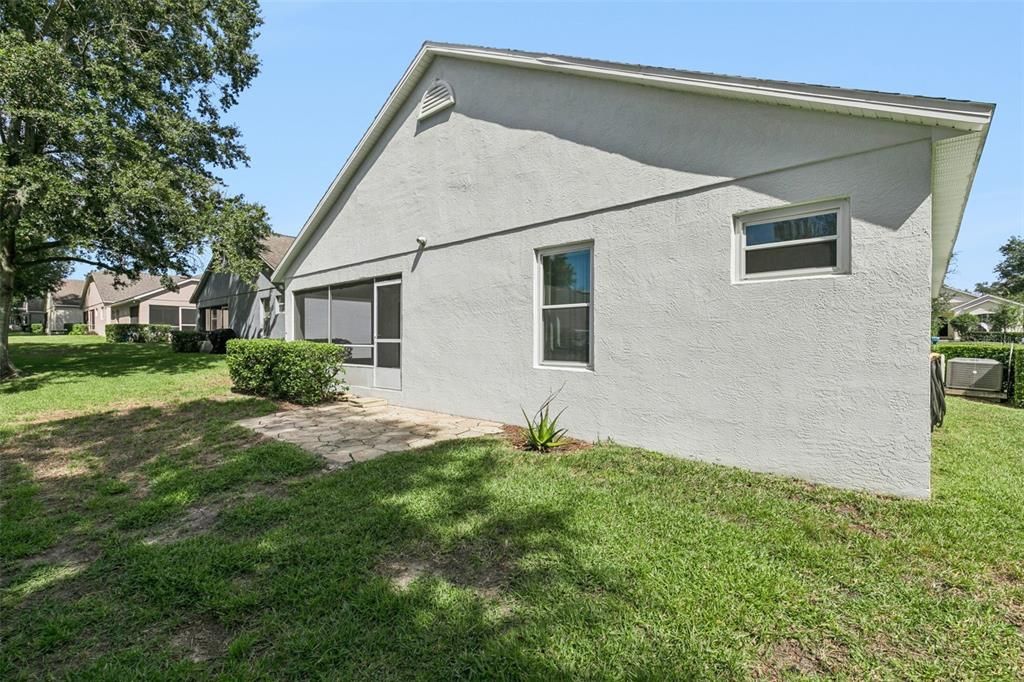 En Venta: $284,990 (2 camas, 2 baños, 1724 Pies cuadrados)