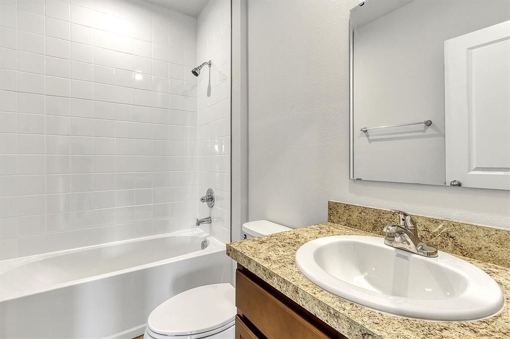 В аренду: $1,895 (3 спален, 2 ванн, 1312 Квадратных фут)