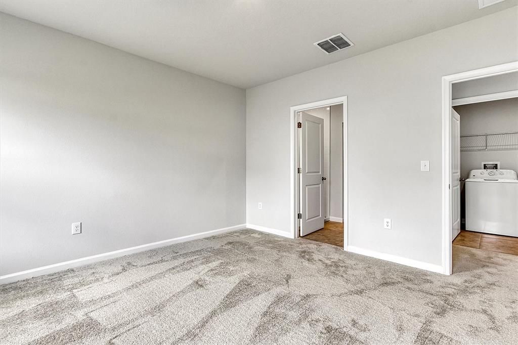 В аренду: $1,895 (3 спален, 2 ванн, 1312 Квадратных фут)
