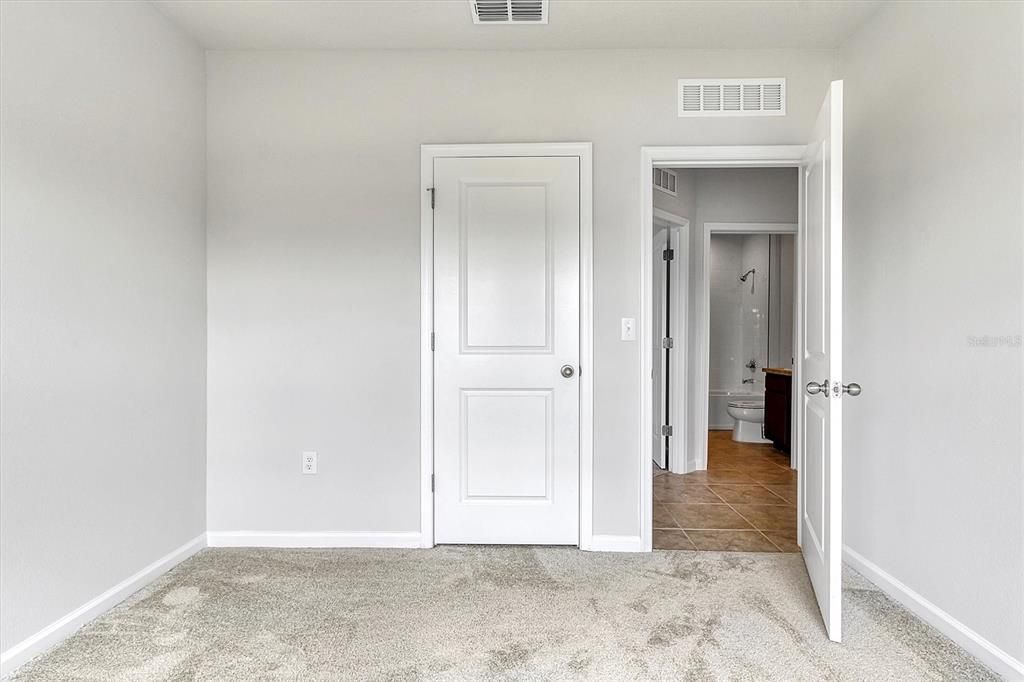 В аренду: $1,895 (3 спален, 2 ванн, 1312 Квадратных фут)