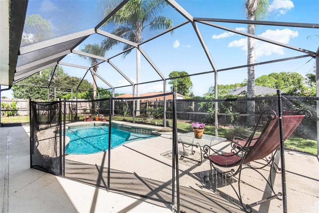 En Venta: $385,000 (3 camas, 2 baños, 2089 Pies cuadrados)