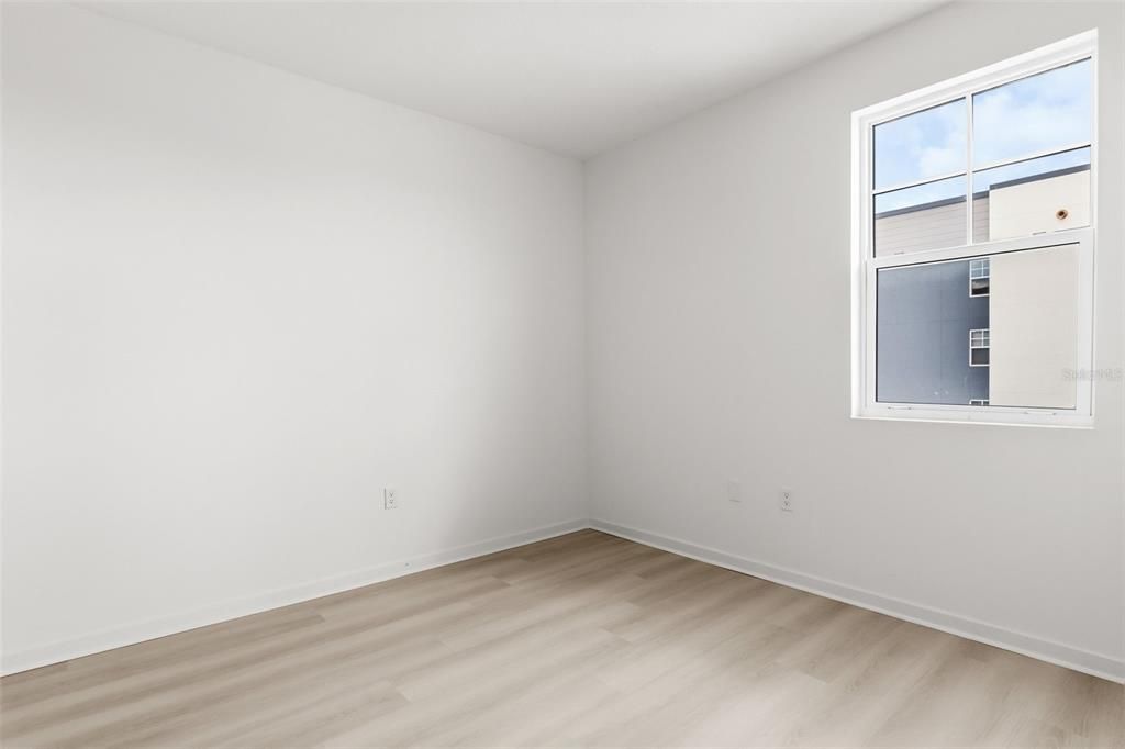For Rent: $2,300 (3 beds, 2 baths, 1150 Square Feet)
