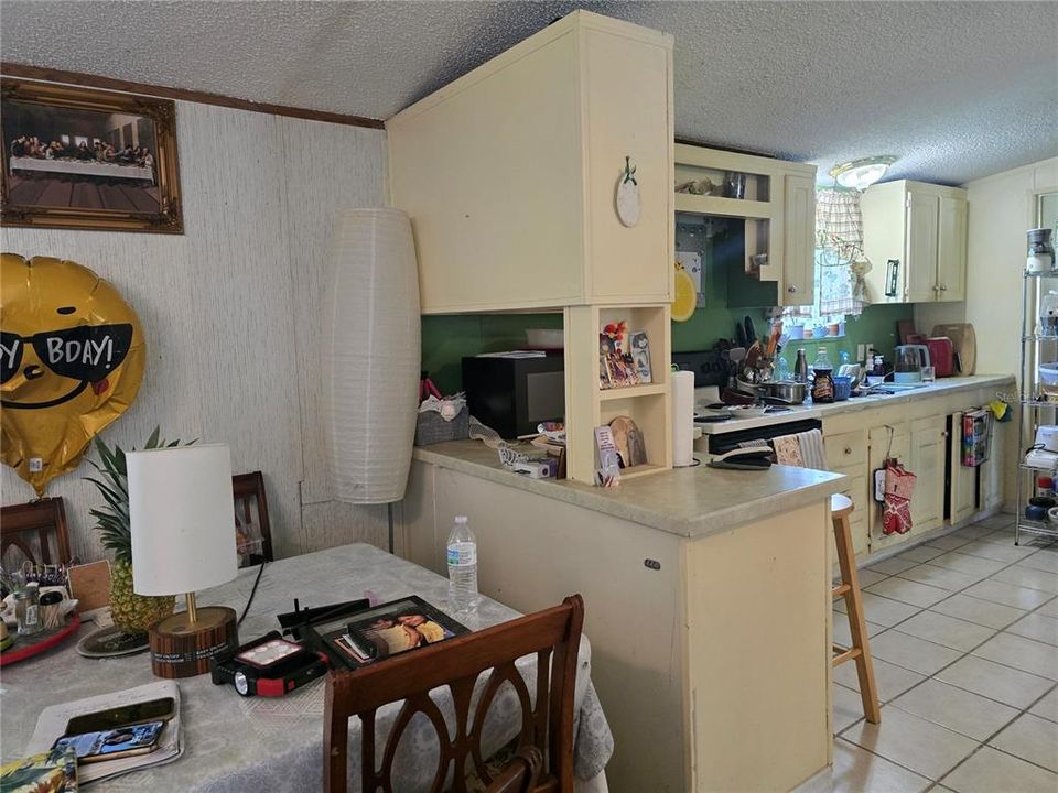 For Sale: $174,900 (3 beds, 2 baths, 1216 Square Feet)