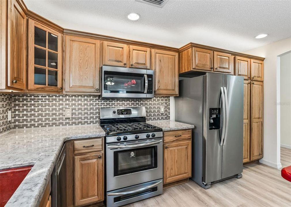 En Venta: $424,900 (3 camas, 2 baños, 2216 Pies cuadrados)
