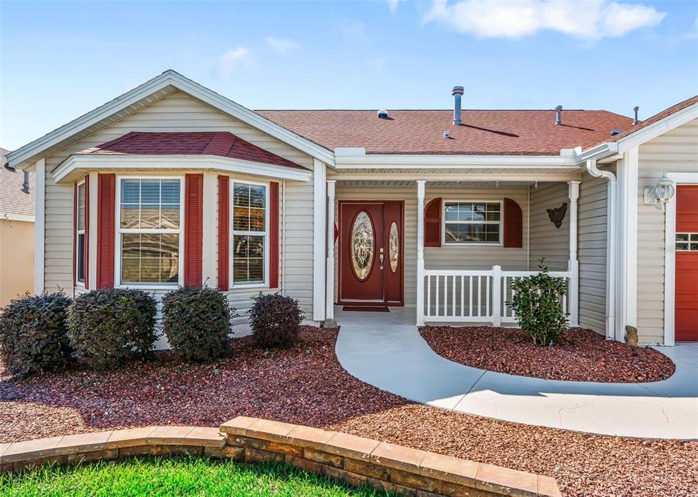 En Venta: $424,900 (3 camas, 2 baños, 2216 Pies cuadrados)