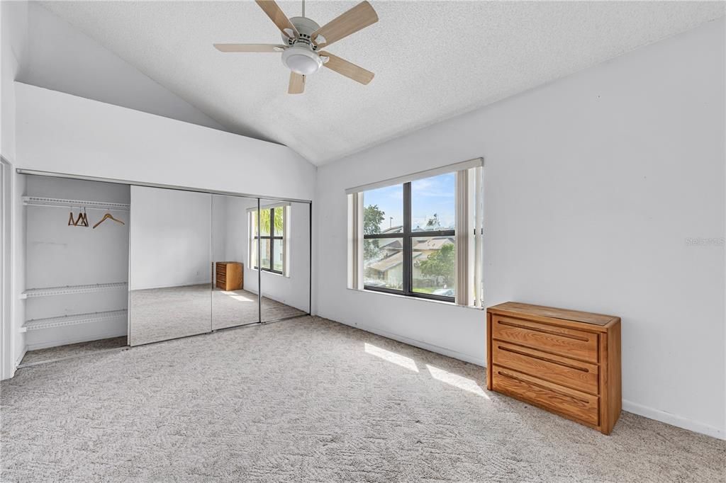 For Sale: $155,000 (2 beds, 2 baths, 1078 Square Feet)