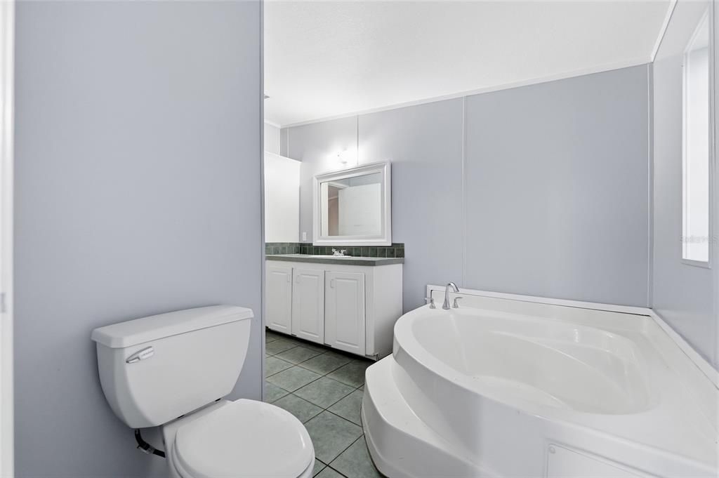 На продажу: $495,000 (5 спален, 2 ванн, 1620 Квадратных фут)