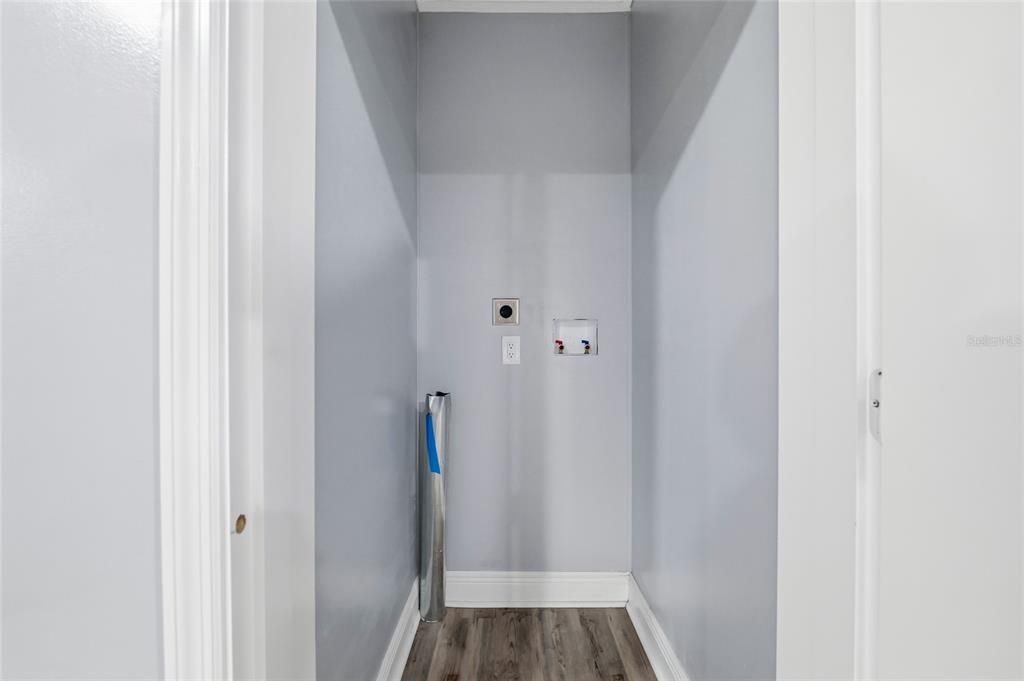 На продажу: $495,000 (5 спален, 2 ванн, 1620 Квадратных фут)