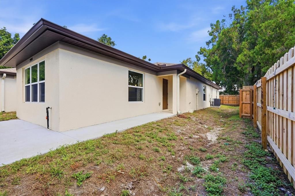 For Rent: $1,850 (2 beds, 2 baths, 1342 Square Feet)