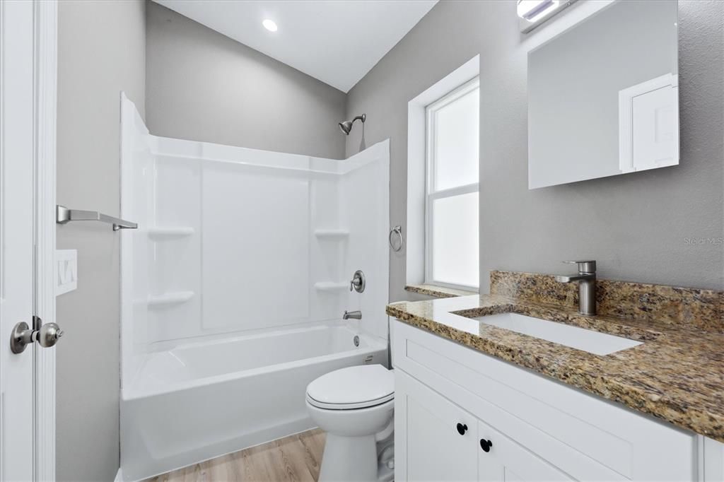 For Rent: $1,850 (2 beds, 2 baths, 1342 Square Feet)