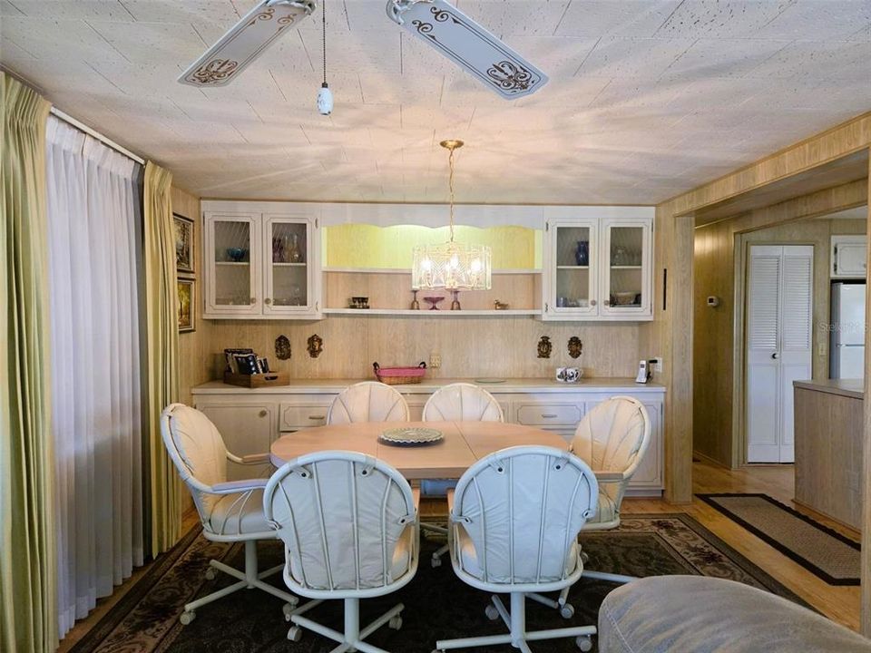 En Venta: $174,900 (2 camas, 2 baños, 1152 Pies cuadrados)