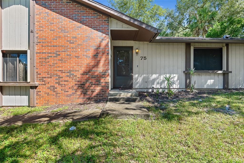 Active With Contract: $315,000 (4 beds, 2 baths, 1784 Square Feet)