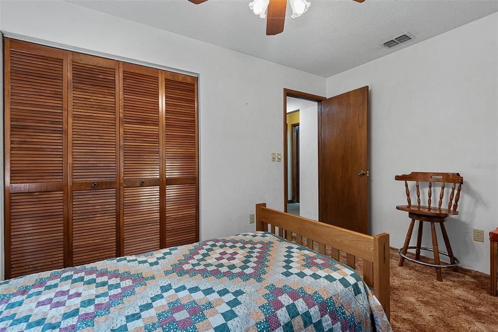 Active With Contract: $315,000 (4 beds, 2 baths, 1784 Square Feet)
