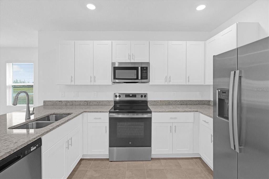 En Renta: $2,100 (3 camas, 2 baños, 1455 Pies cuadrados)
