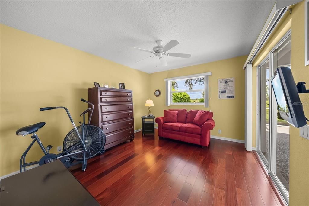 For Sale: $449,900 (2 beds, 2 baths, 1911 Square Feet)