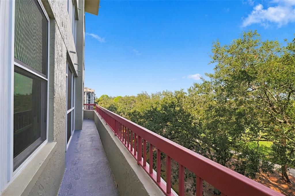 For Sale: $269,000 (2 beds, 2 baths, 1075 Square Feet)