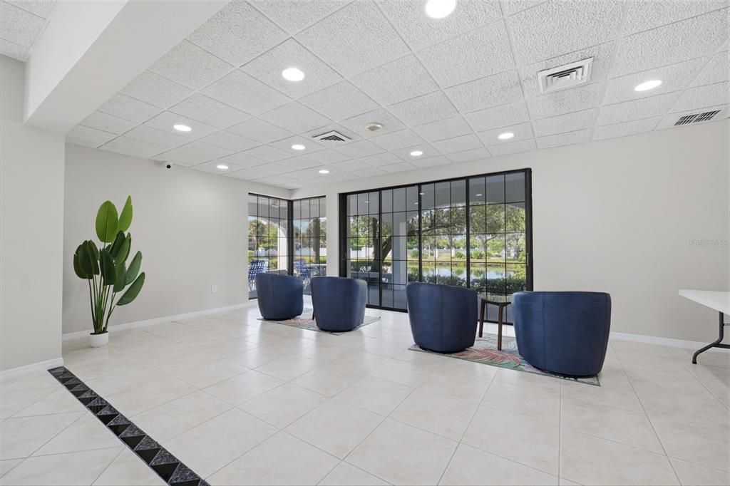 For Sale: $269,000 (2 beds, 2 baths, 1075 Square Feet)