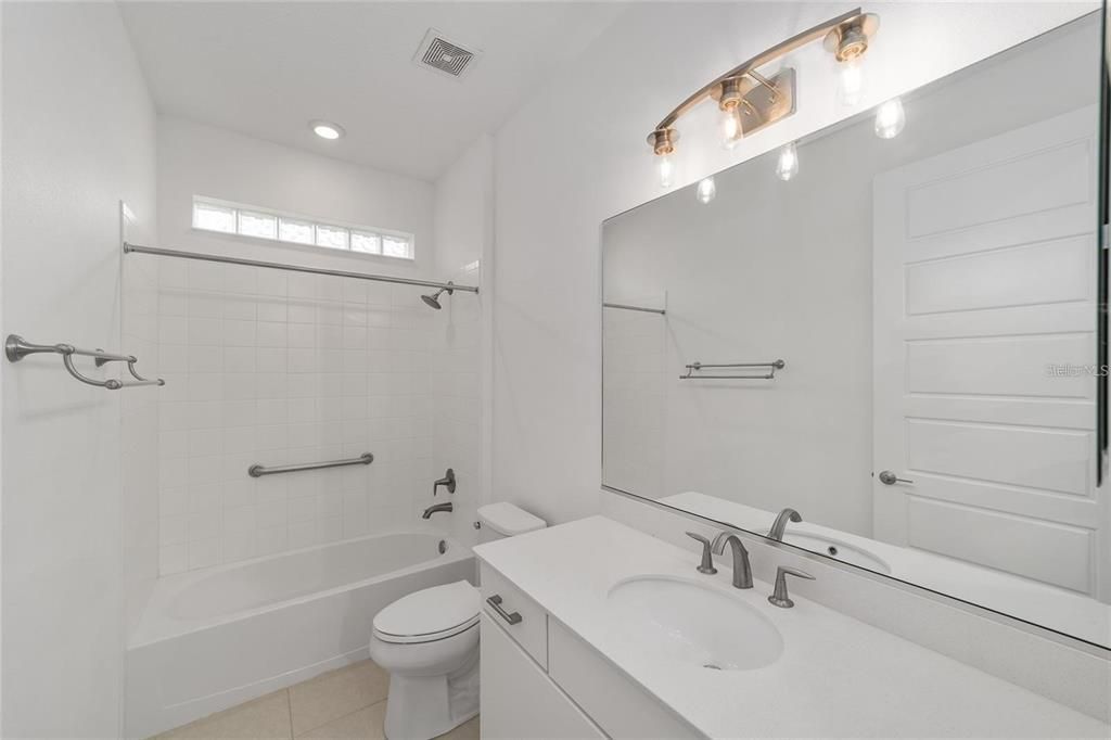 For Sale: $349,900 (2 beds, 2 baths, 1845 Square Feet)