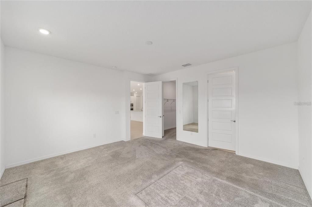 For Sale: $349,900 (2 beds, 2 baths, 1845 Square Feet)