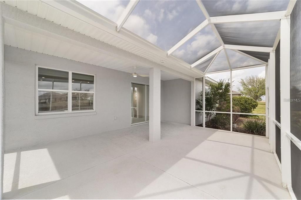 For Sale: $349,900 (2 beds, 2 baths, 1845 Square Feet)