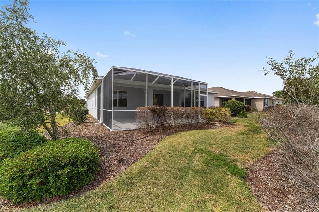 For Sale: $349,900 (2 beds, 2 baths, 1845 Square Feet)