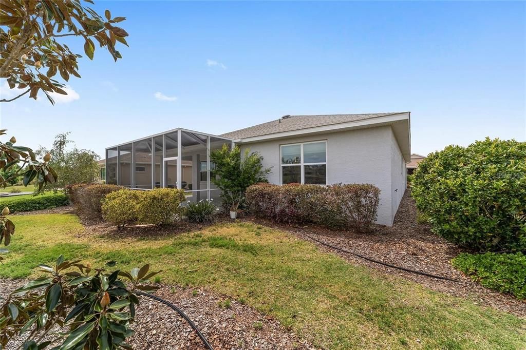 For Sale: $349,900 (2 beds, 2 baths, 1845 Square Feet)