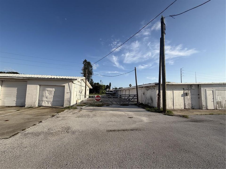 待售: $2,575,000 (0.46 acres)