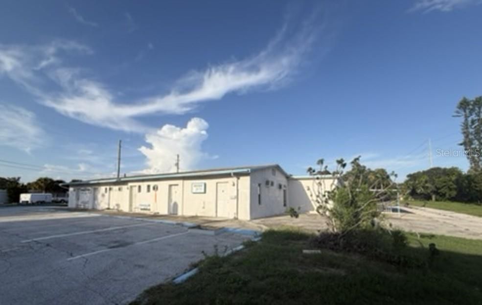 待售: $2,575,000 (0.46 acres)