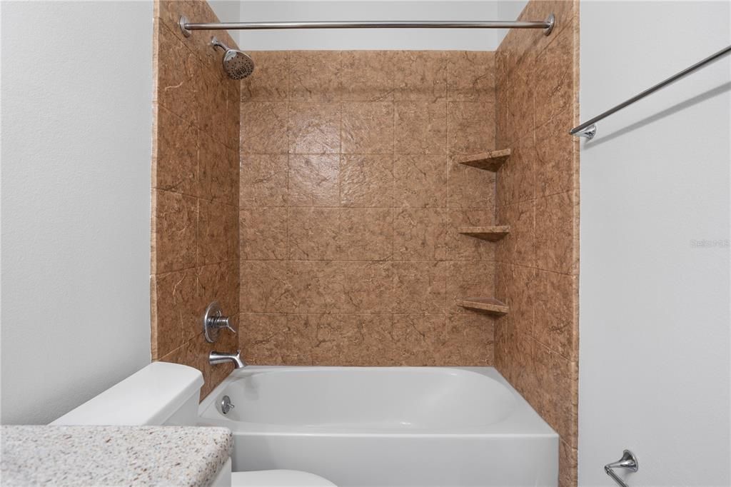 En Venta: $260,000 (3 camas, 2 baños, 1267 Pies cuadrados)