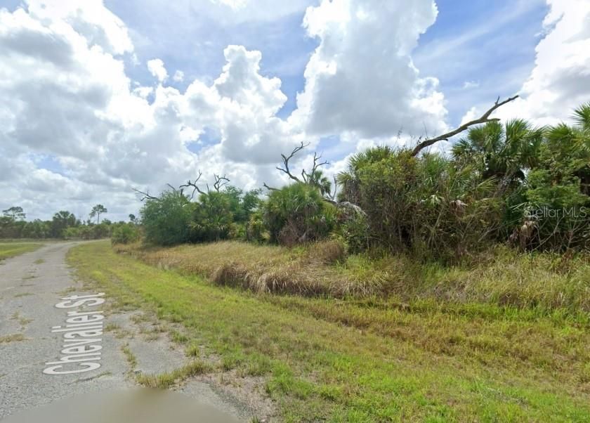 For Sale: $11,500 (0.28 acres)