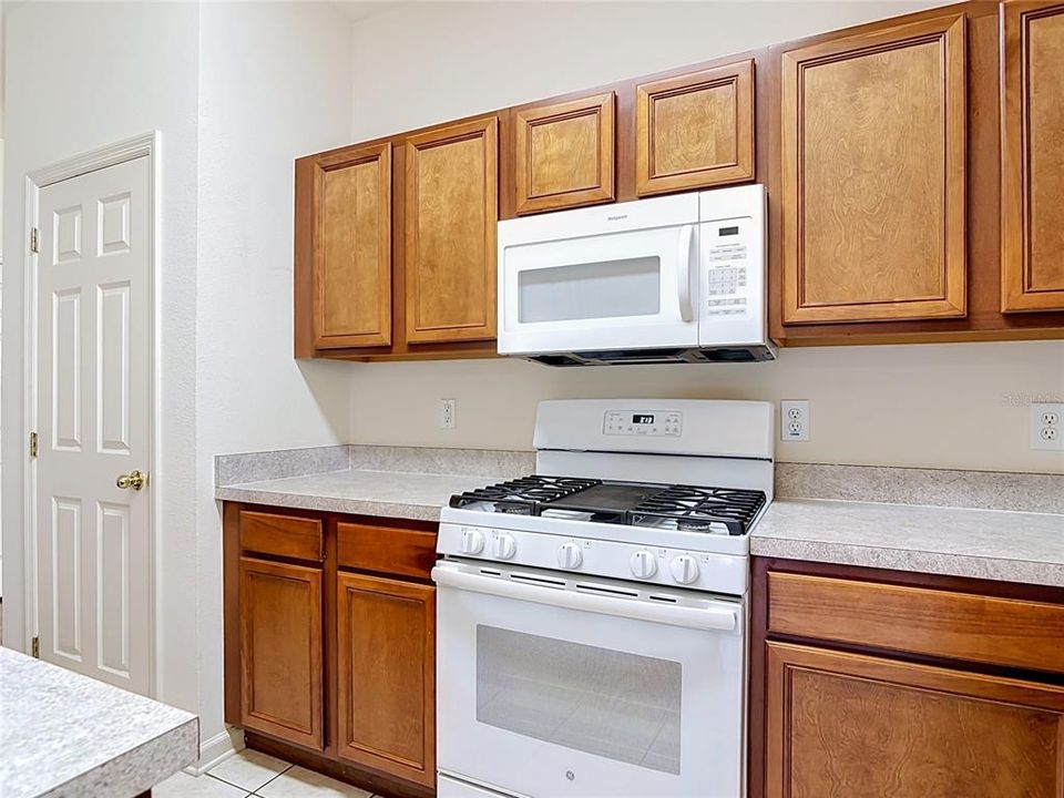 For Sale: $399,000 (4 beds, 2 baths, 2130 Square Feet)