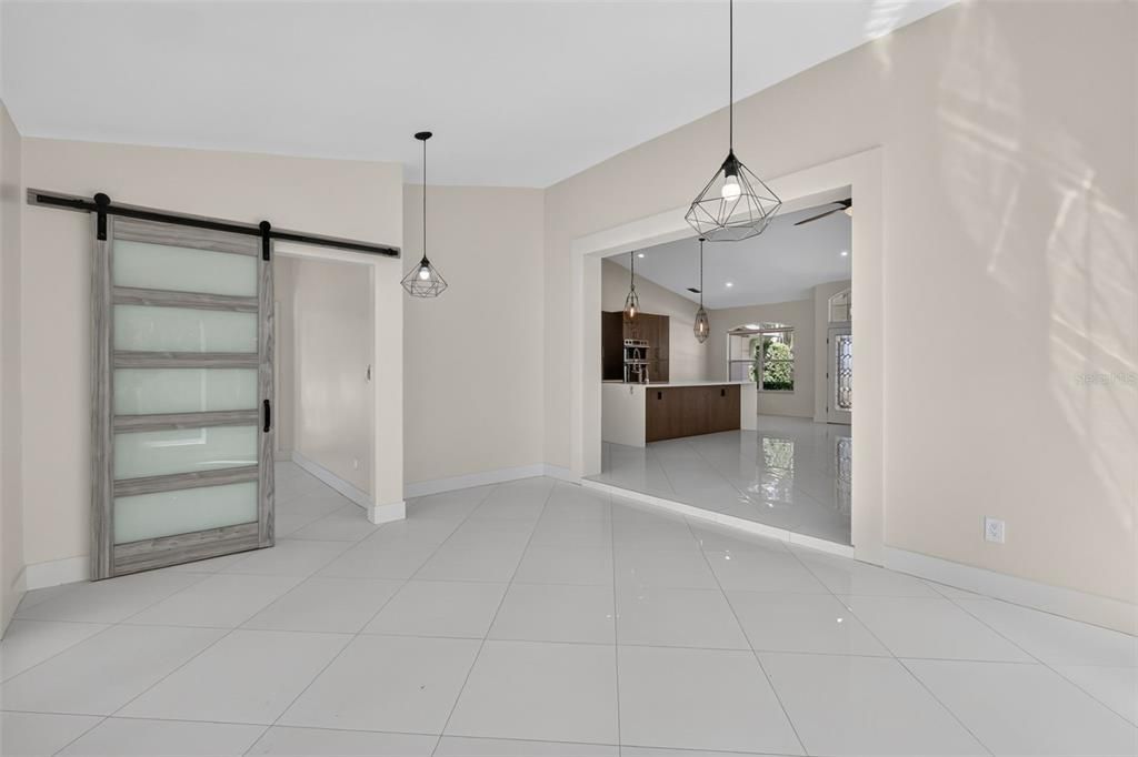For Sale: $500,000 (3 beds, 2 baths, 1914 Square Feet)