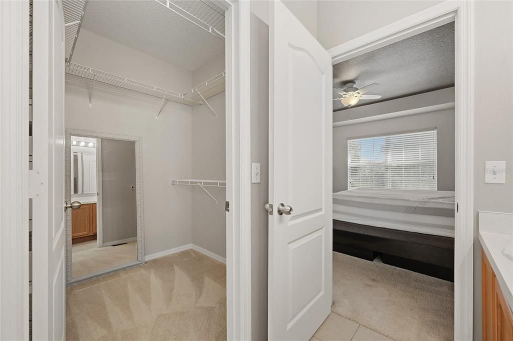 En Venta: $299,900 (2 camas, 2 baños, 1216 Pies cuadrados)