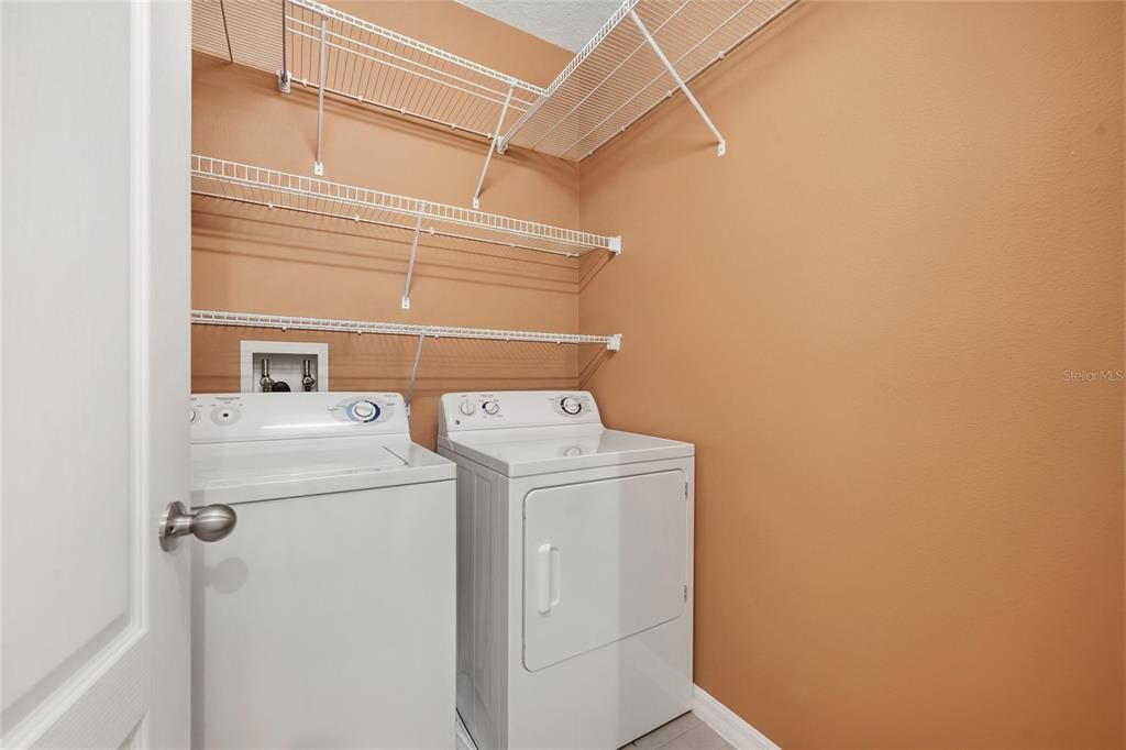 En Venta: $299,900 (2 camas, 2 baños, 1216 Pies cuadrados)
