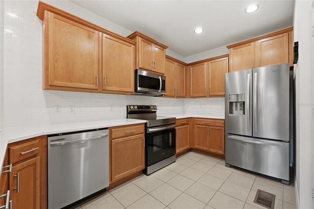 En Venta: $299,900 (2 camas, 2 baños, 1216 Pies cuadrados)