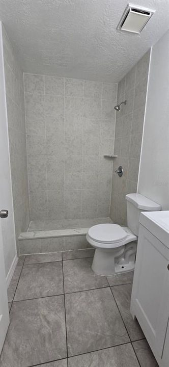В аренду: $1,250 (2 спален, 1 ванн, 816 Квадратных фут)