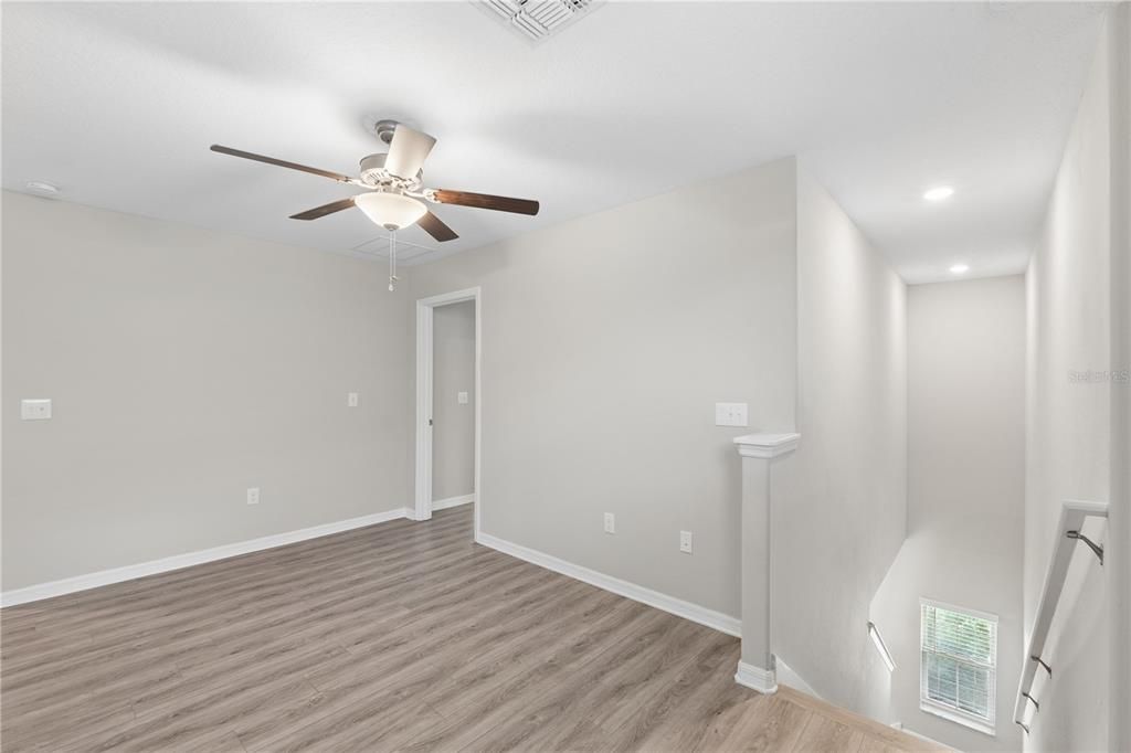 For Sale: $409,900 (6 beds, 3 baths, 2614 Square Feet)
