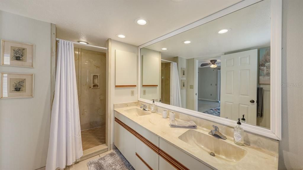 En Venta: $2,495,000 (5 camas, 0 baños, 3260 Pies cuadrados)