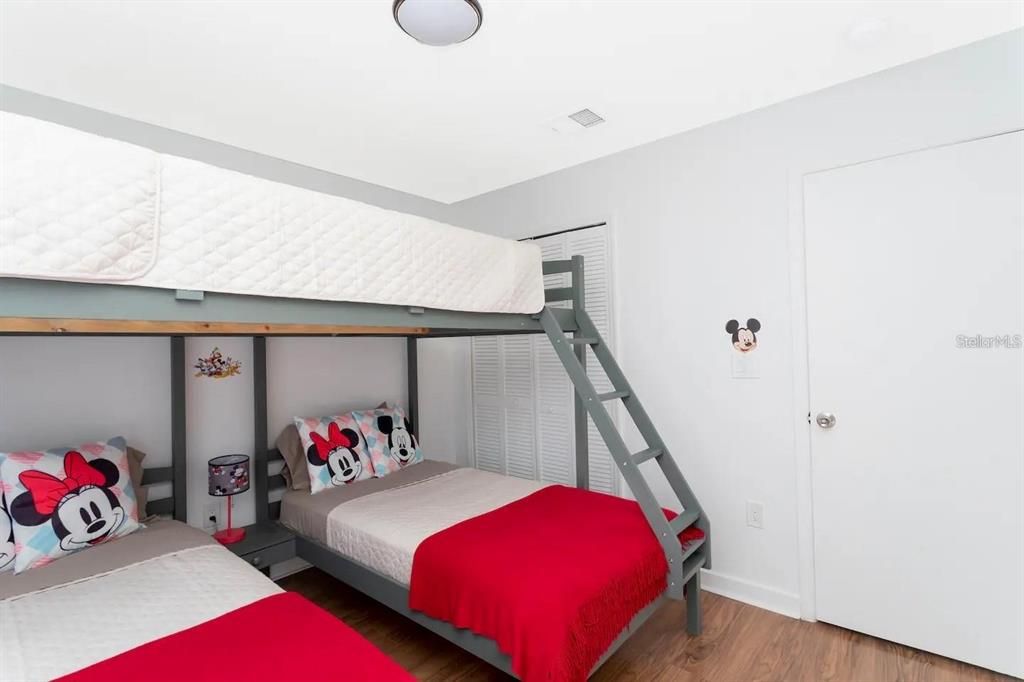 В аренду: $2,550 (3 спален, 2 ванн, 1344 Квадратных фут)