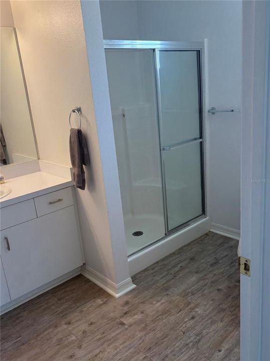 For Sale: $275,000 (2 beds, 2 baths, 1200 Square Feet)