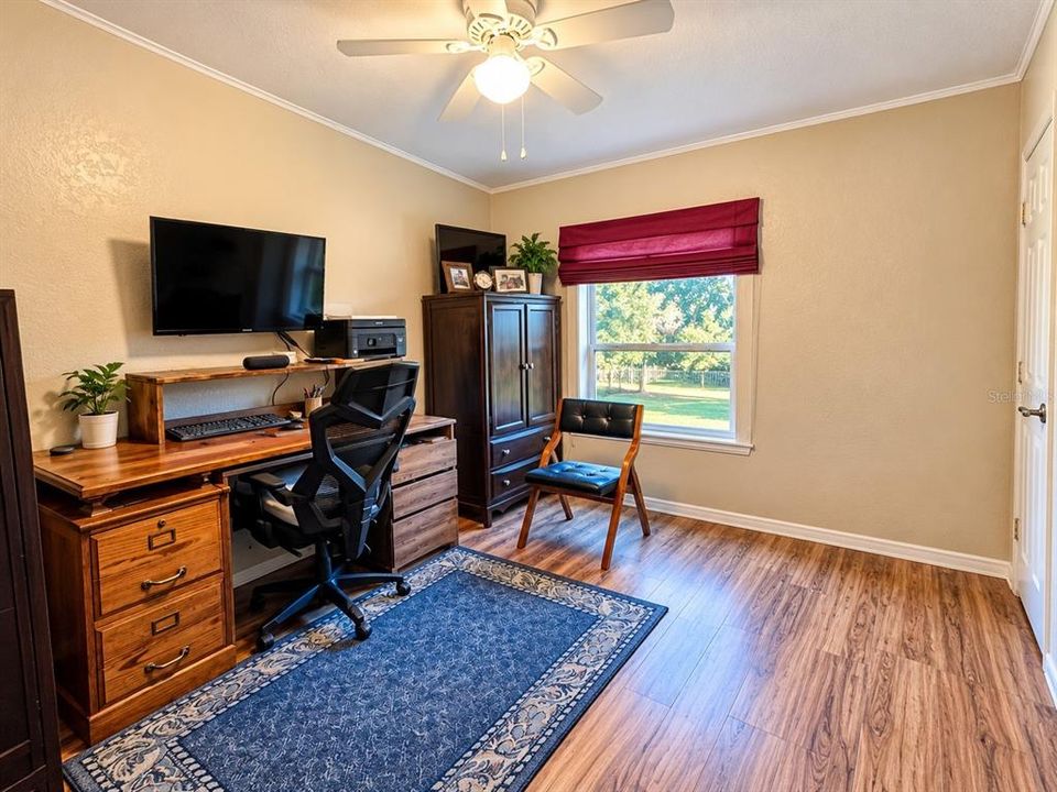 For Sale: $249,900 (3 beds, 2 baths, 1620 Square Feet)