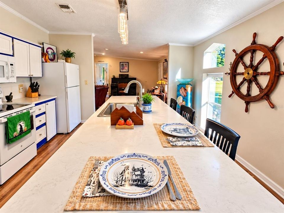 For Sale: $249,900 (3 beds, 2 baths, 1620 Square Feet)